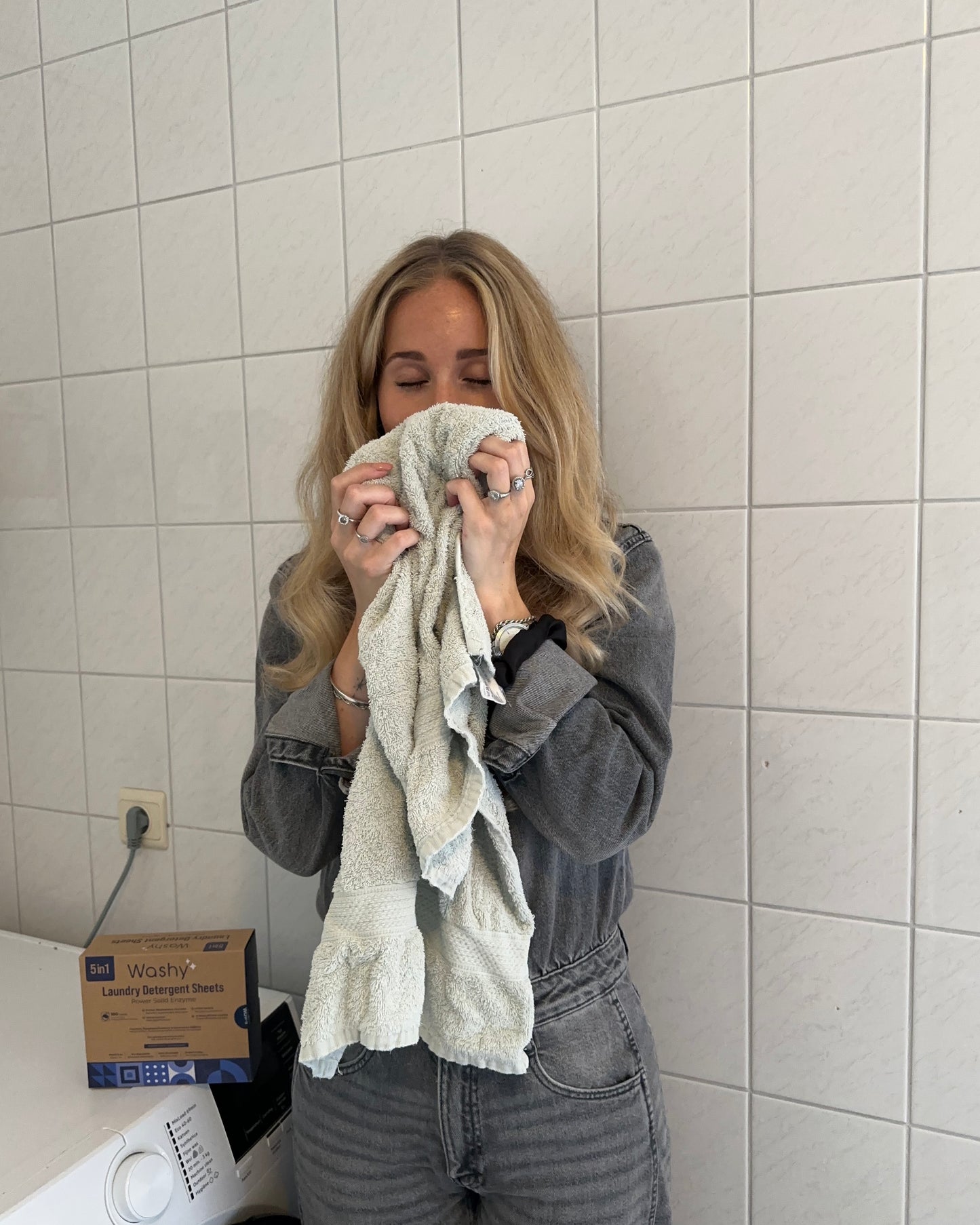 Washy® strips Kersengeur- Wasmiddeldoekjes voor Witte, Gekleurde en Zwarte Was - (100 wasbeurten)